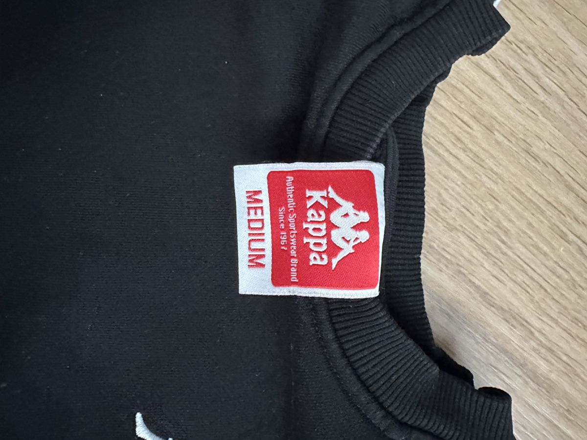 Maglioni & Felpe: Pulli Kappa schwarz mit Logo-Tape Grösse M schwarz – Usato da Seuzach venduto da pon_sdw7 2