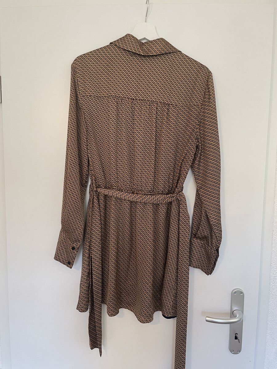 Zara Vestiti: Stylish Zara Patterned Dress – Nuovo (secondo la descrizione) da Roche VD venduto da closetcleanse 5
