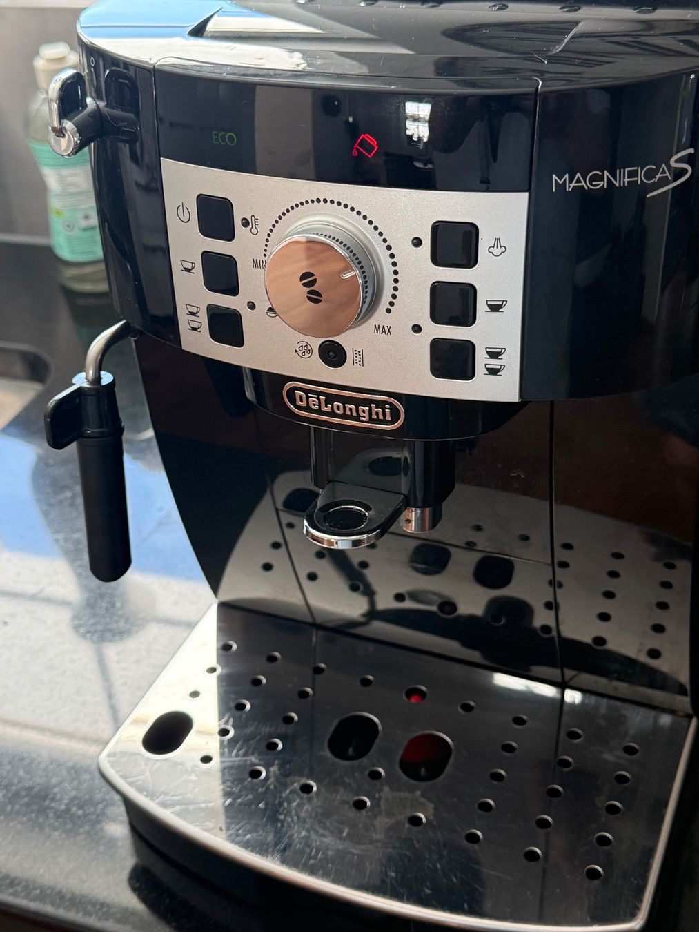 De'Longhi Macchine per caffè & Macchine per espresso: Delonghi Magnifica S – Usato da Ulisbach venduto da FeuerVogel68 1