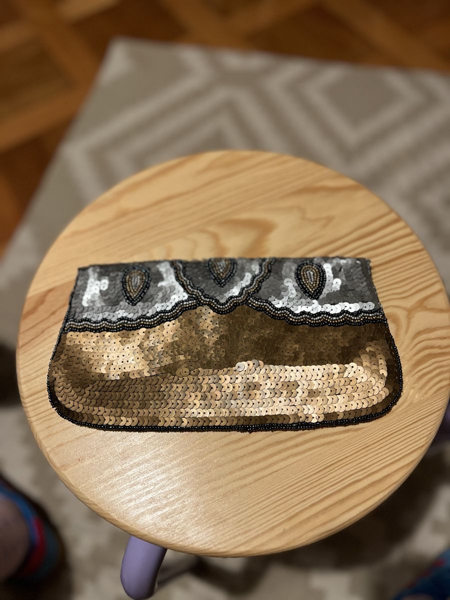 Borse da donna: Pochette/clutch sequins – Nuovo (secondo la descrizione) da Genève venduto da jud_xrl8 1