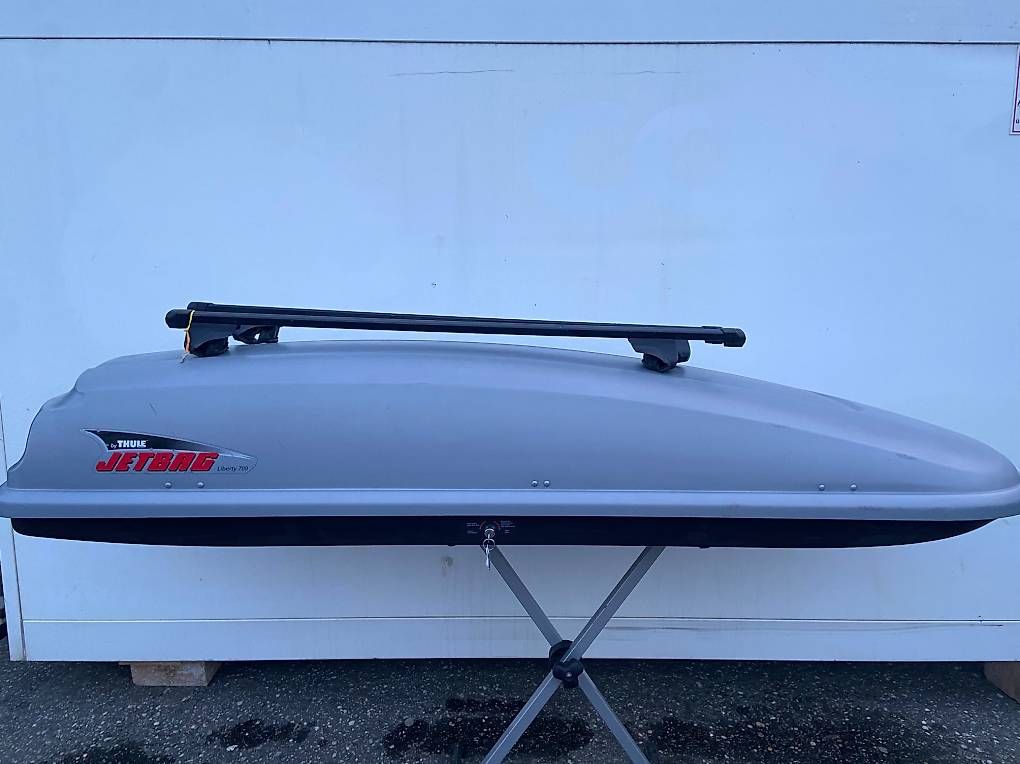 Box da tetto: XXL Dachbox Thule Jetbag 700 mit oder ohne Träger – Usato da Leuzigen venduto da Doppelrad