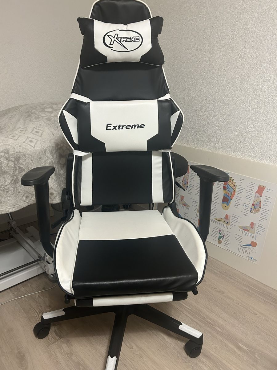 Vidaxl Stühle: VidaXL Gaming Stuhl – Neu (gemäss Beschreibung) aus Gontenschwil von arj_7wz8
