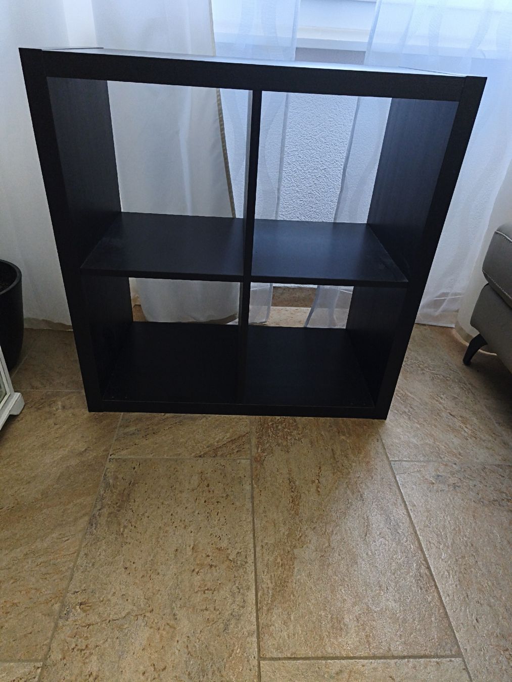 Scaffali: Étagère noire 4 cases - Idéale pour rangement – Usato da Fribourg venduto da DeNi83