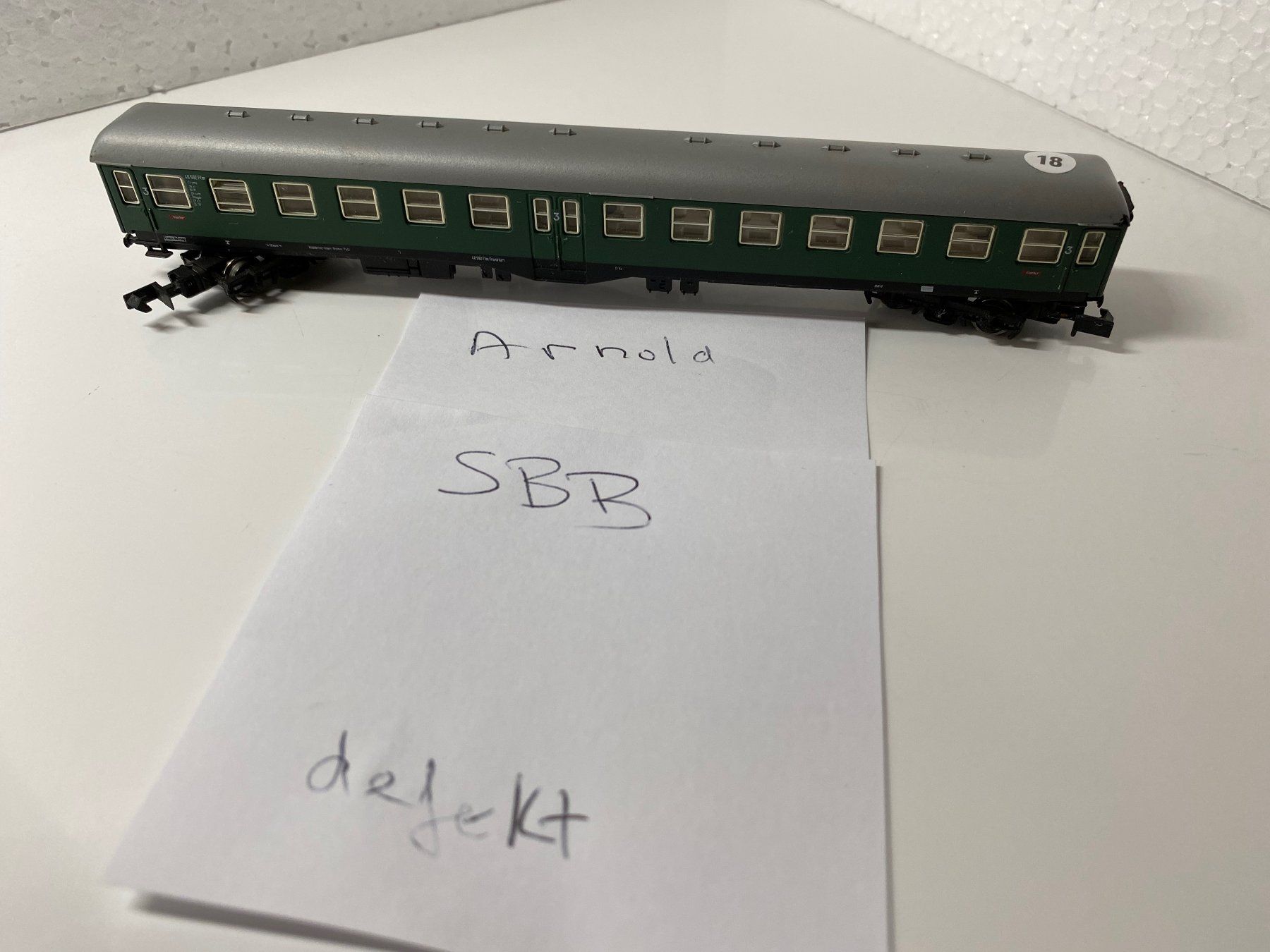 Arnold Modellini di ferrovie: SBB Waggon Arnold Spur N 18 – Difettoso da Kerzers venduto da tisyayasuBE 1