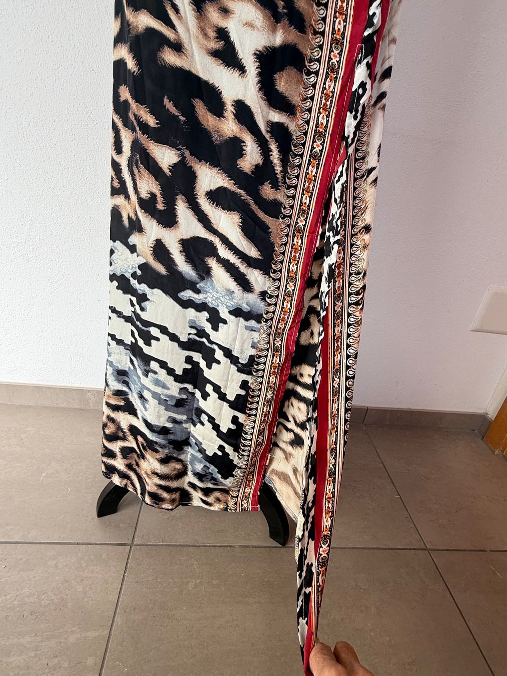 Vestiti: Leo Maxikleid mit Seide – Nuovo (secondo la descrizione) da Sigriswil venduto da ck56 6