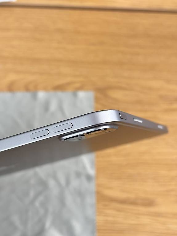 Apple Tablet PC: Ipad Pro 11" 256GB M2 4.Generation Wi-Fi – Usato da Rupperswil venduto da Doncomprador 1
