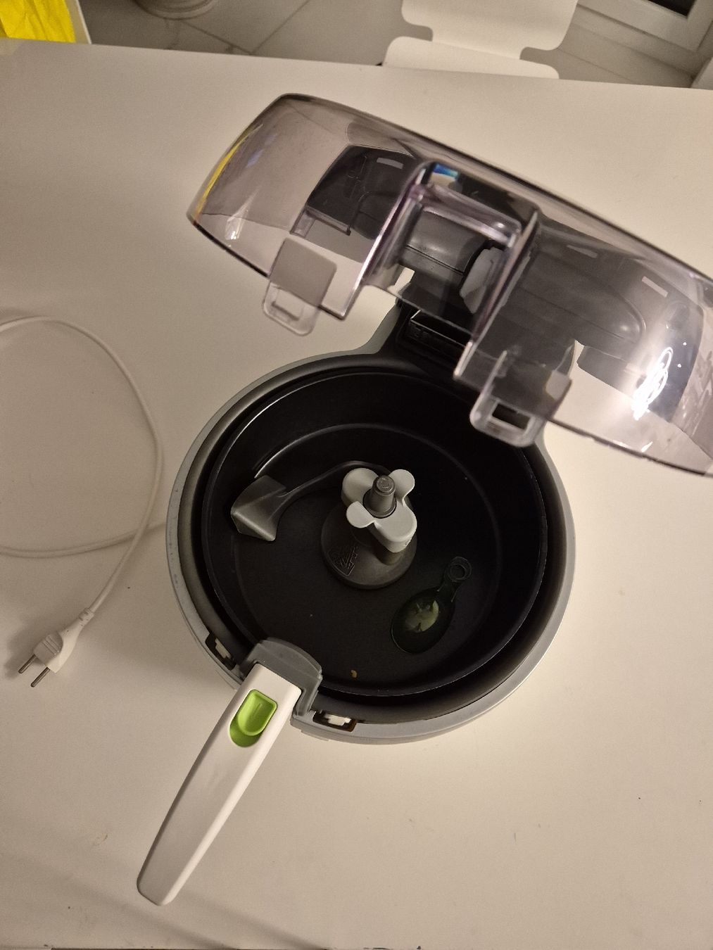 Tefal Küchengeräte: Tefal Actifry Heissluftfritteuse – Gebraucht aus Krauchthal von SamsPuce 1