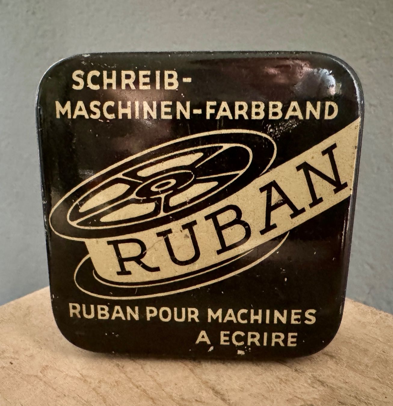 Dosen: Antike Blechdose Farbband RUBAN – Gebraucht aus Rothrist von Luckywinner