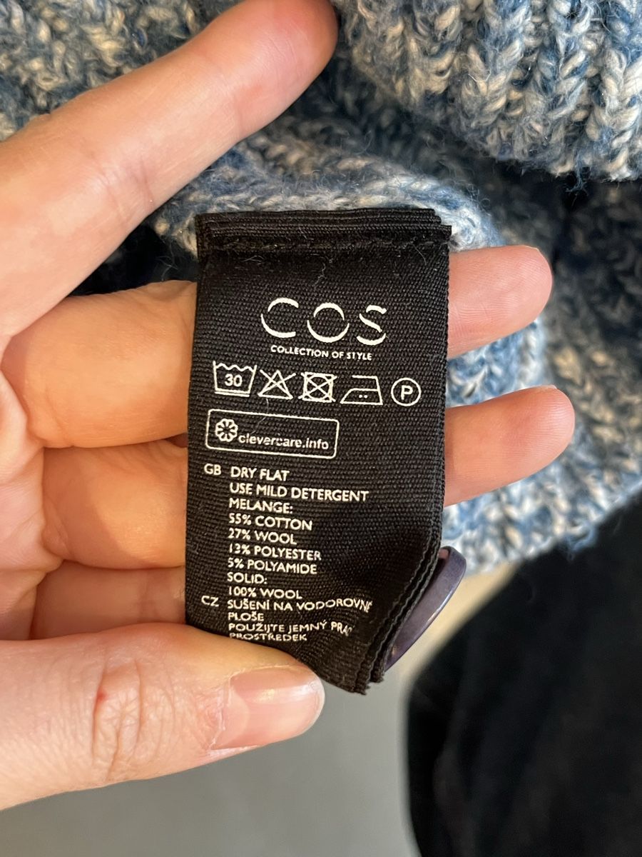 Cos Giacche: Cos Strickjäckchen – Usato da Köniz venduto da mil_p 4