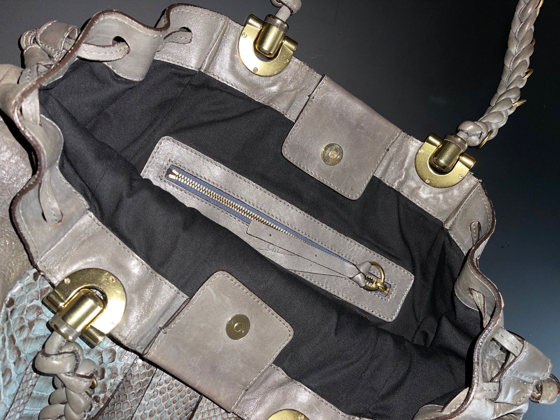 Chloé Sacs femmes: Chloé Heloise Grey Leather & Python Shopper Bag XL – Neuf (Voir description) à Birsfelden par Brut 3