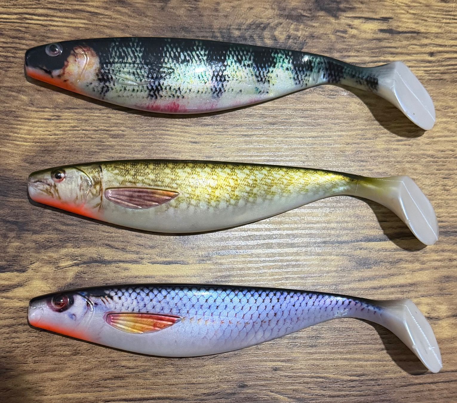 Esche: BALZER Shirasu UV Booster Shad 23 cm - Set – Nuovo e nell'imballaggio originale da Widnau venduto da Fishingtackle_Oggy