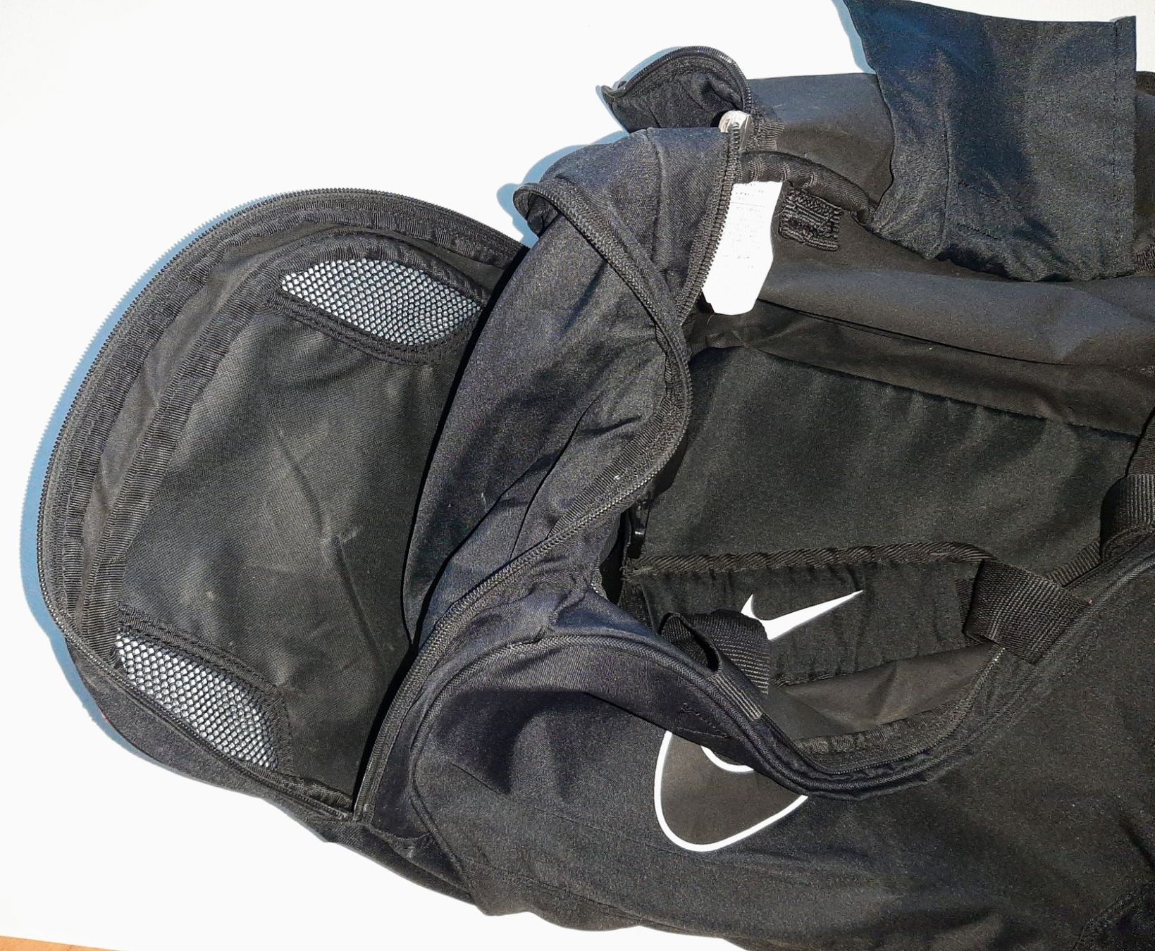 Nike Borse: Sporttasche NIKE schwarz – Usato da Zürich venduto da Zurich 2