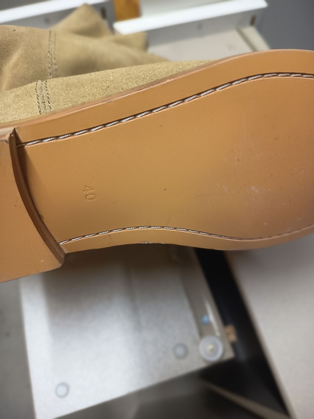 Chaussures femmes: Stiefel 40 gr Beige – Neuf (Voir description) à Fislisbach par don_g8qn 1