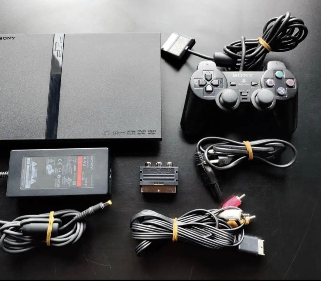 Sony Console:  PlayStation 2 + Box et 2 manettes – Usato da Le Locle venduto da sAm_2112 1