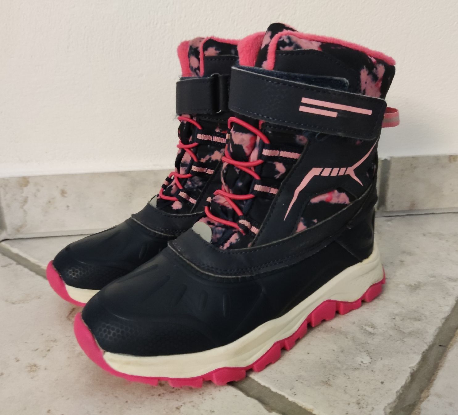 Schuhe für Mädchen: Winterschuh Mädchen Gr.32 – Gebraucht aus Chur von Rodanisa 1