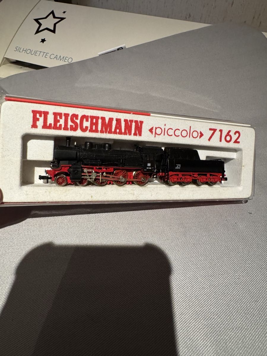 Fleischmann Modellini di ferrovie: Fleischmann Piccolo Dampflok 7162 - Top Zustand! – Nuovo (secondo la descrizione) da Reinach AG venduto da Niccis_Kreativwelt
