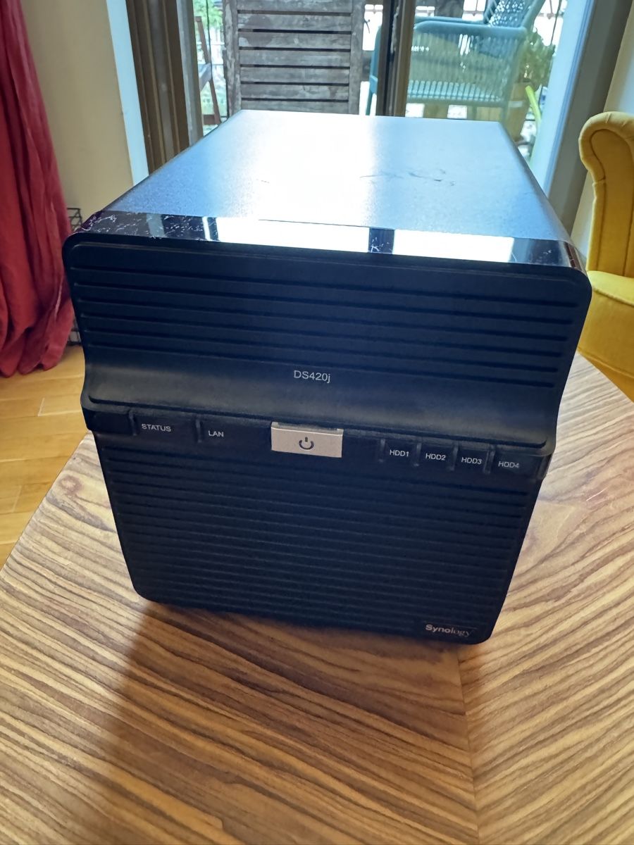 Synology Server: Synology DiskStation DS420j NAS – Usato da Zürich venduto da jonaszaman