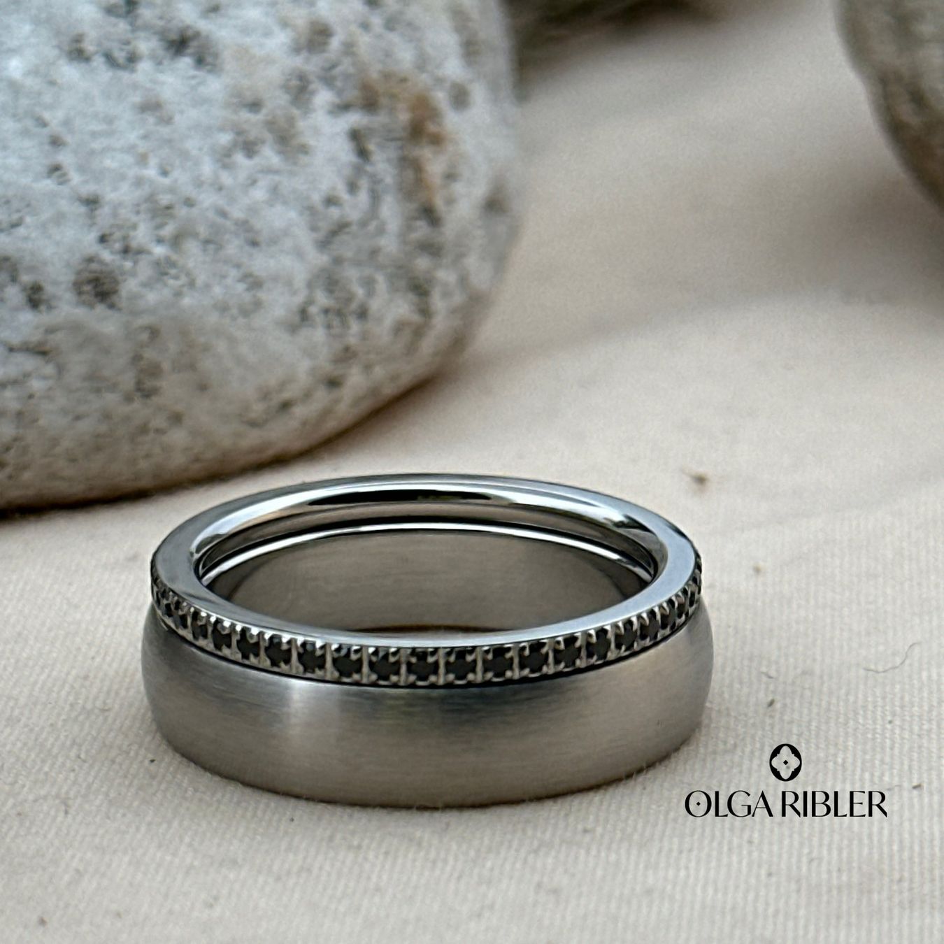 Olga Ribler Bagues: Edelstahl und Titanium Set aus 2 Ringen Grösse 58 – Neuf (Voir description) à Luzern par Schmuckoutlet 3