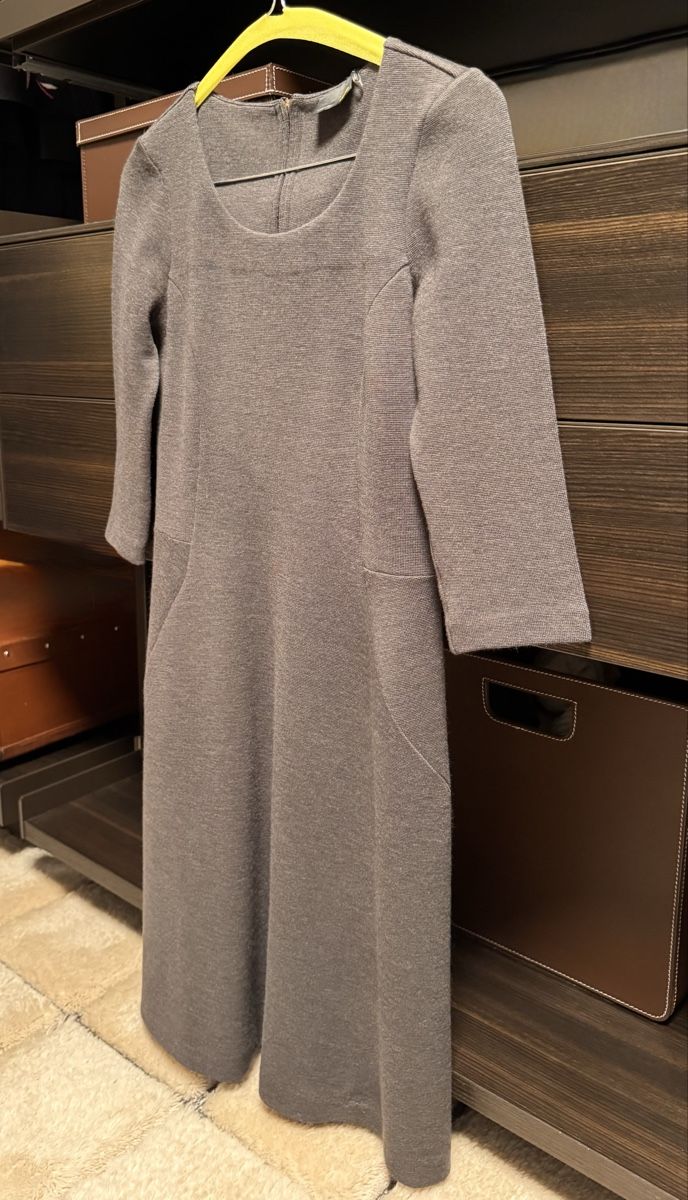 Fendi Vestiti: Fendi Wollkleid, Grösse 34 – Usato da Wilderswil venduto da Renaissance1 2