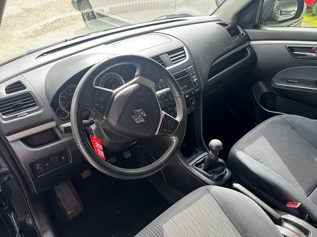 Automobili: Suzuki Swift Sergio Cellano 4x4...Frisch ab Mfk – Usato da Disentis/Mustér venduto da pesca68 3