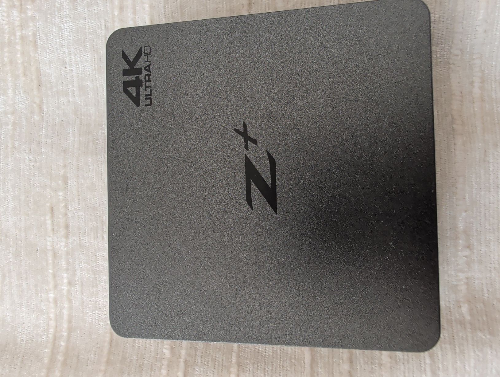 Formuler Lettore multimediale & Streamer: Z+ 4K Ultra HD Media Player con telecomando e alimentatore.  – Usato da Tavannes venduto da maxalchimista 1
