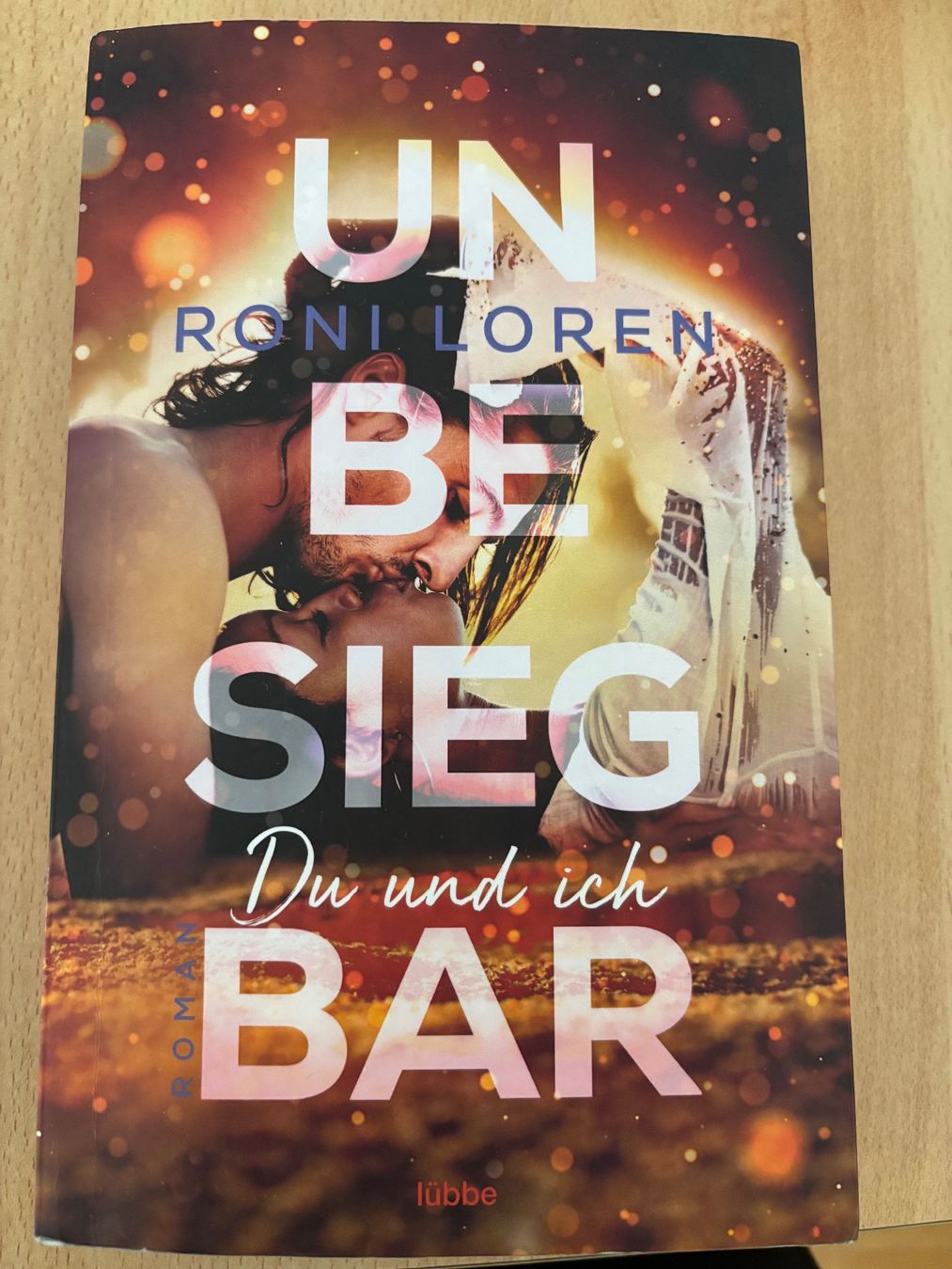 Libri: Roni Loren - Unbesiegbar - Du und ich – Usato da Thun venduto da Nortshore0