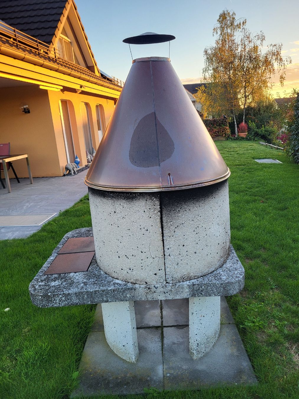 Griglie: Garten-Cheminee mit Grillrost – Usato da Muolen venduto da Fuentes25 5