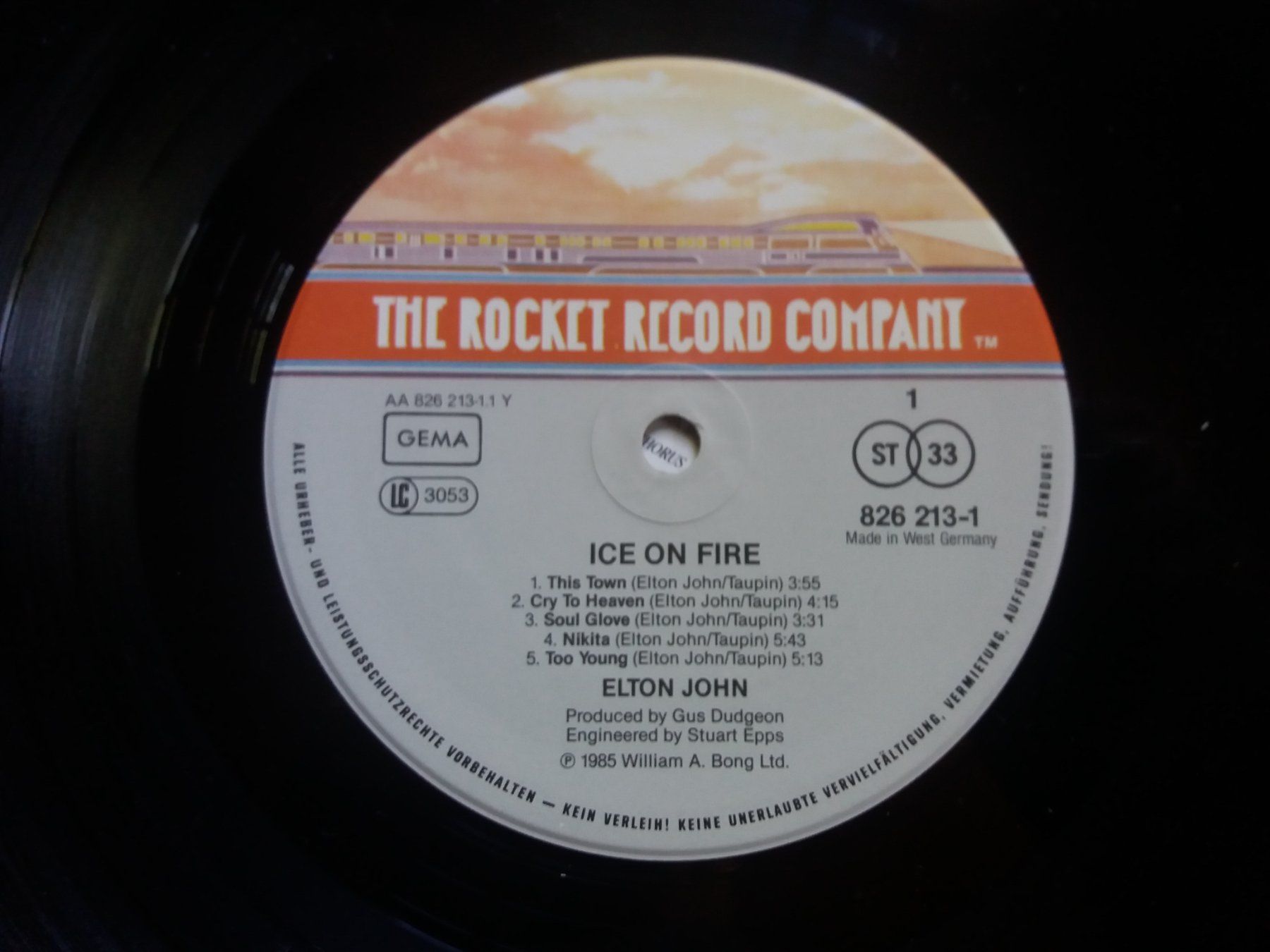 Dischi in vinile: LP (Elton John) Ice on Fire – Usato da Meyrin venduto da toutatis 3