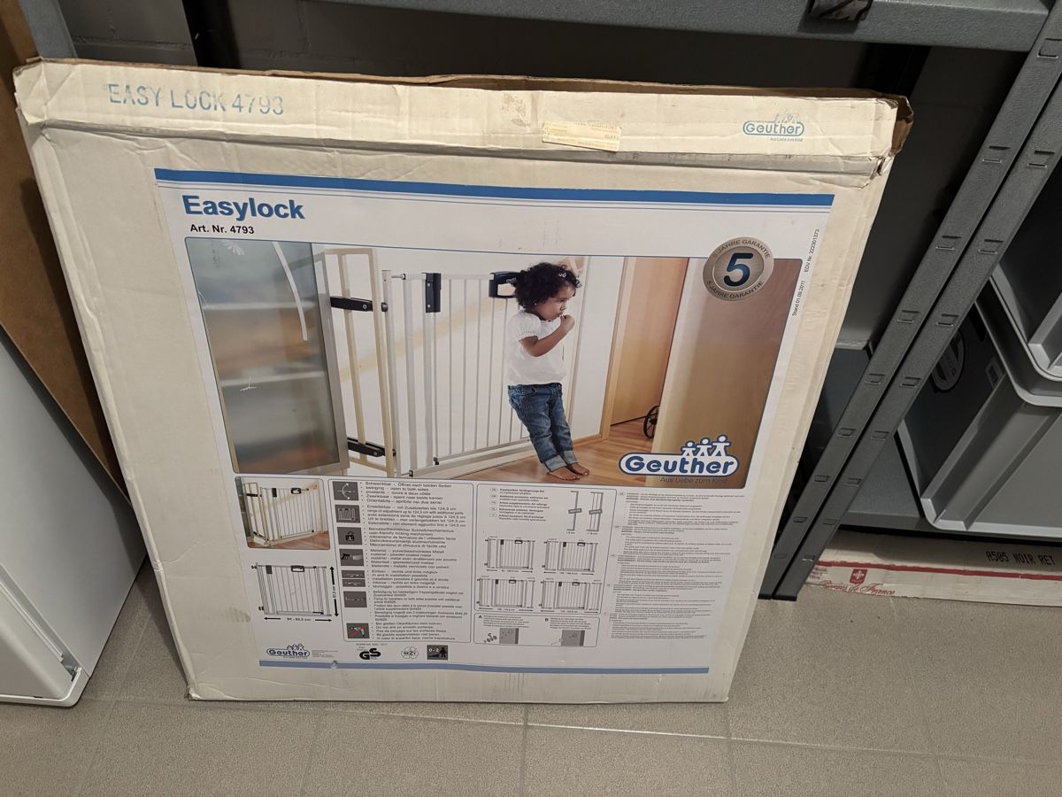 Altro: Geuther Absperrgitter 84-92.5cm – Usato da Nürensdorf venduto da nh_124