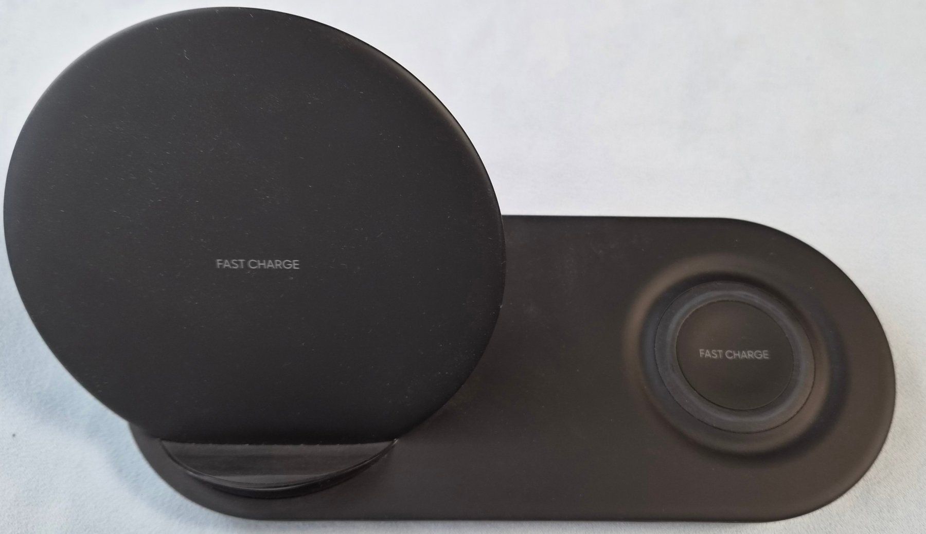 Samsung Caricabatterie: Samsung Wireless Charger – Usato da Egolzwil venduto da Franklin61