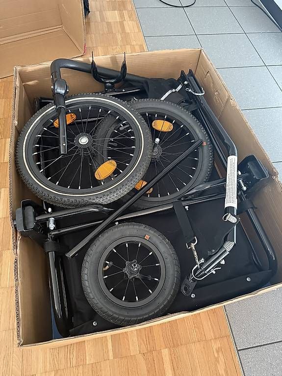 Rimorchi: Hundeanhänger WoofRider – Usato da Eglisau venduto da Part-E-Shop 1