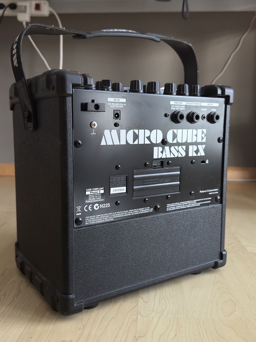 Roland Amplificatori: Roland Micro Cube Bass RX Verstärker – Nuovo (secondo la descrizione) da Biel-Benken BL venduto da rob_gb52 1