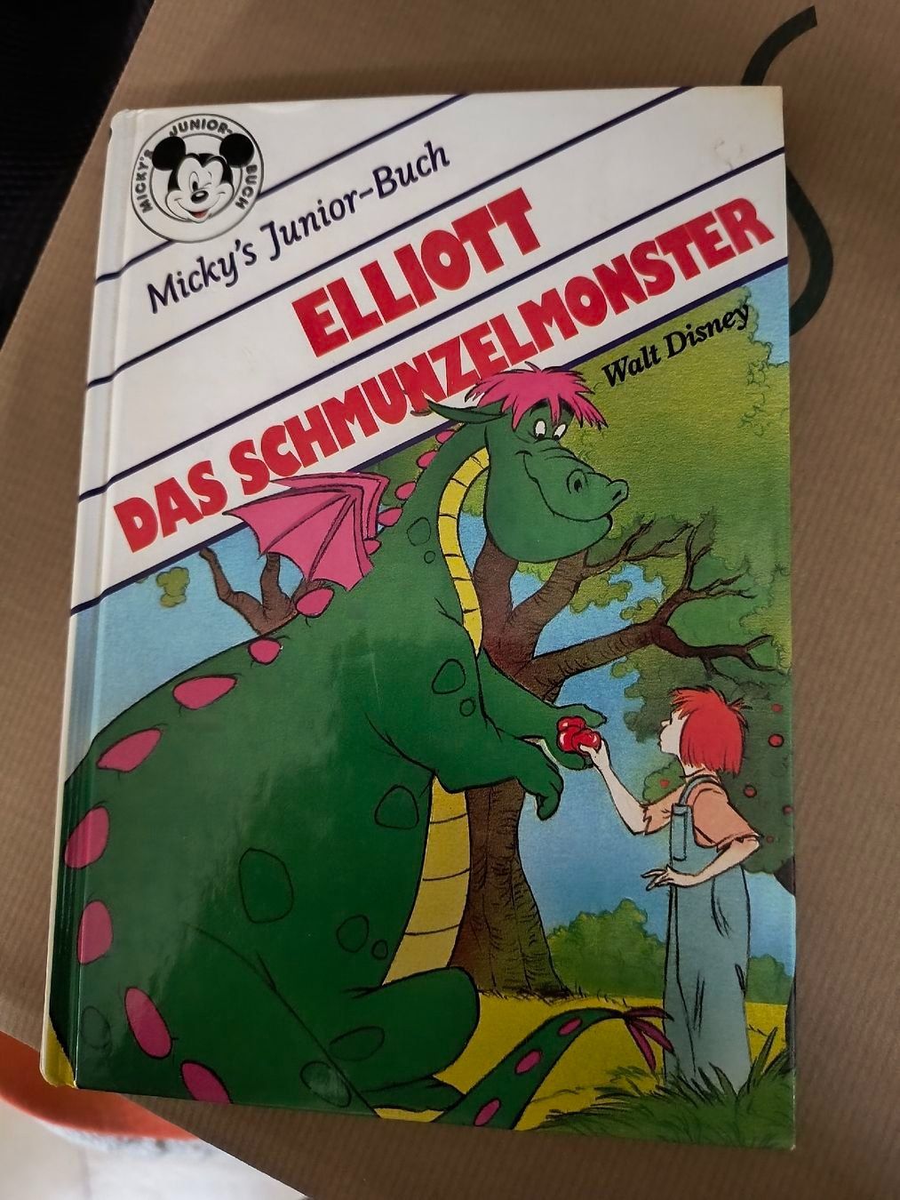 Bücher: Elliott, Das Schmunzelmonster, Walt Disney – Gebraucht aus Oberweningen von Bumblebee2