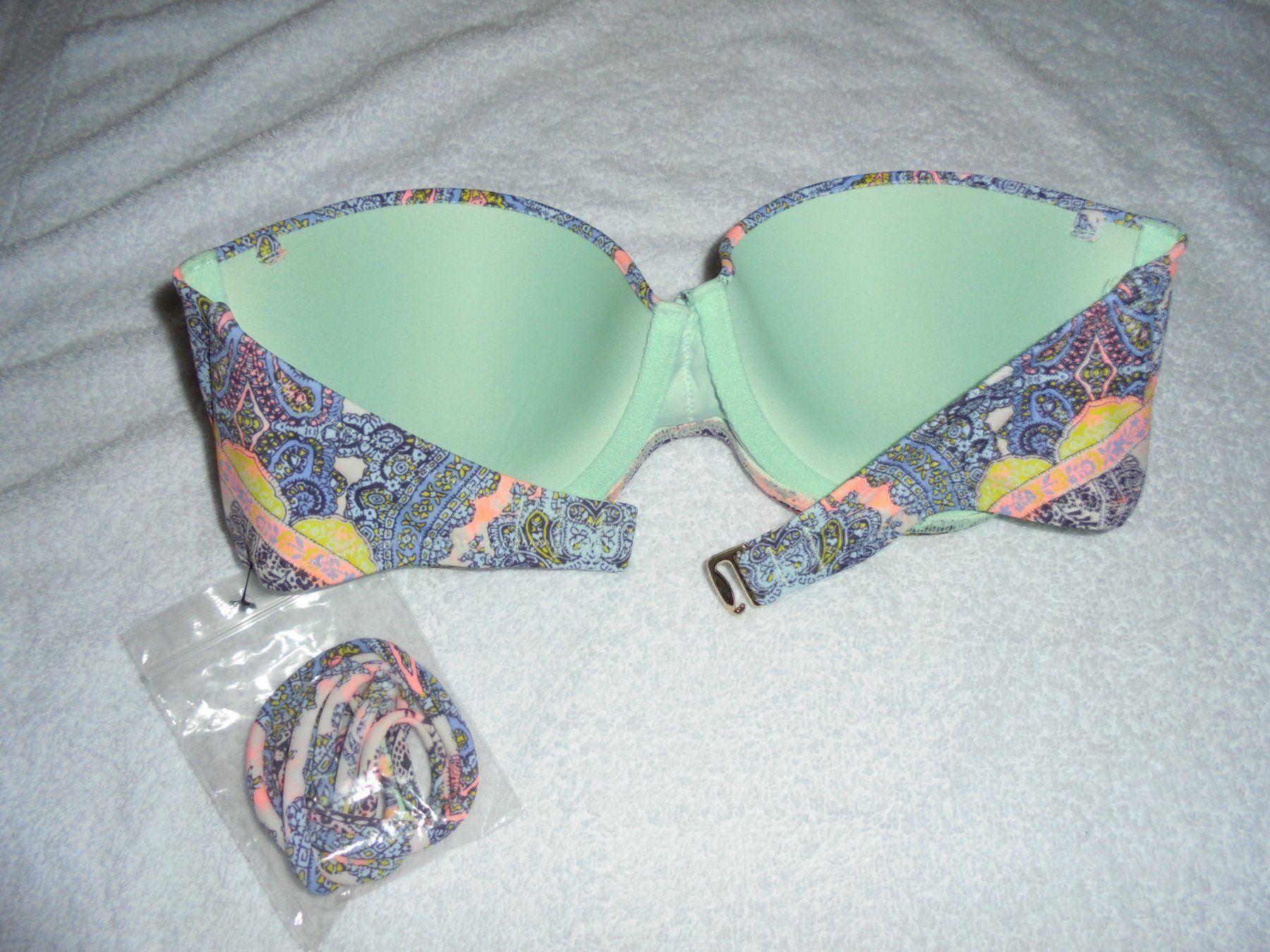 Victoria's Secret Costumi da bagno & Bikini: VICTORIA'S SECRET BIKINI GR. S / 70 D – Nuovo e nell'imballaggio originale da Aarau Rohr venduto da PinkSchwein 5