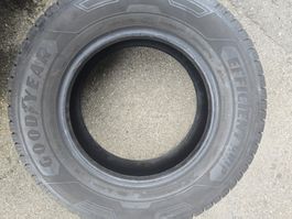 Goodyear EfficientGrip Cargo 235/65 R16C 115/113S