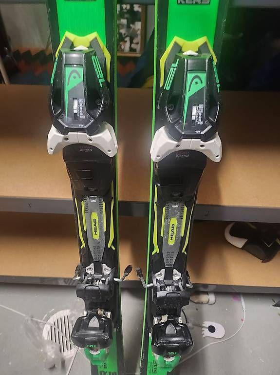 Skis: vendo sci  – D'occasion à Gordevio par kiwi_kiwi72 1
