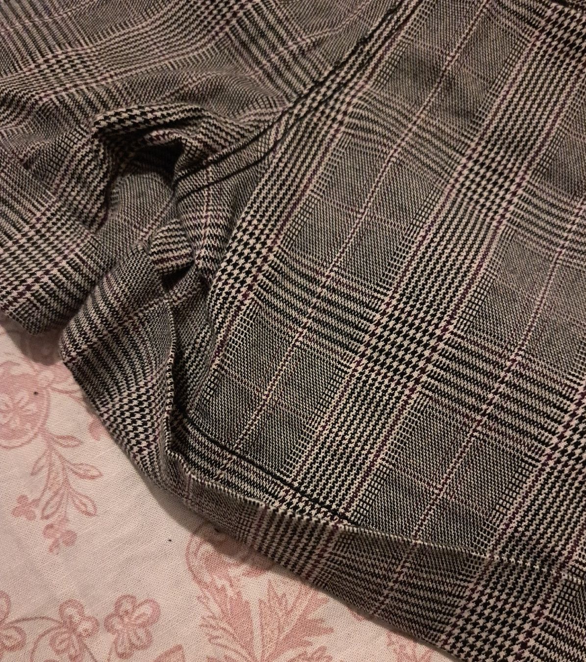 Esprit Pantaloni: NEU Esprit Shorts Grösse 140 Karomuster – Nuovo e nell'imballaggio originale da Zürich venduto da dph_r9t2 9
