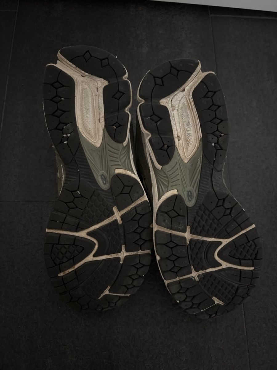 New Balance Herrenschuhe: New Balance Sneaker Gr. 38 – Gebraucht aus Sarnen von leonie.vera 2