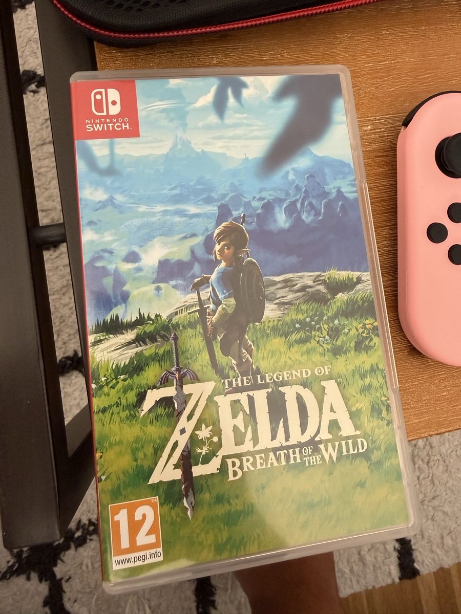 Nintendo Console: Console Nintendo Switch + carte SD 256go – Usato da Plan-les-Ouates venduto da Dalek24 3
