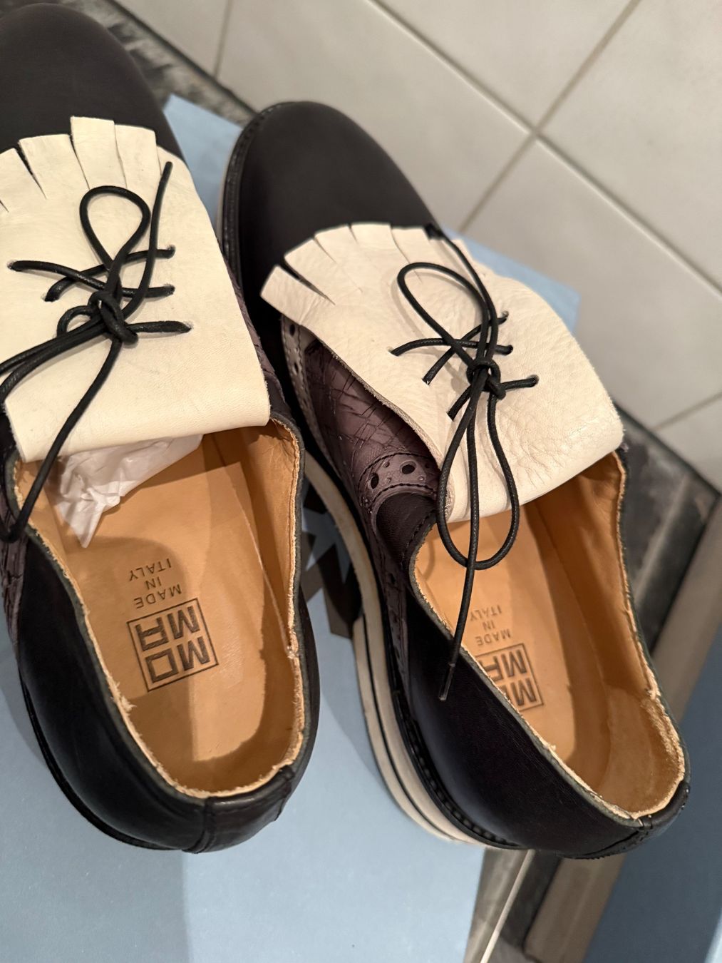 Moma Scarpe da uomo: Moma Schuhe Farbig Gr. 42 – Usato da Chur venduto da spicebone 4
