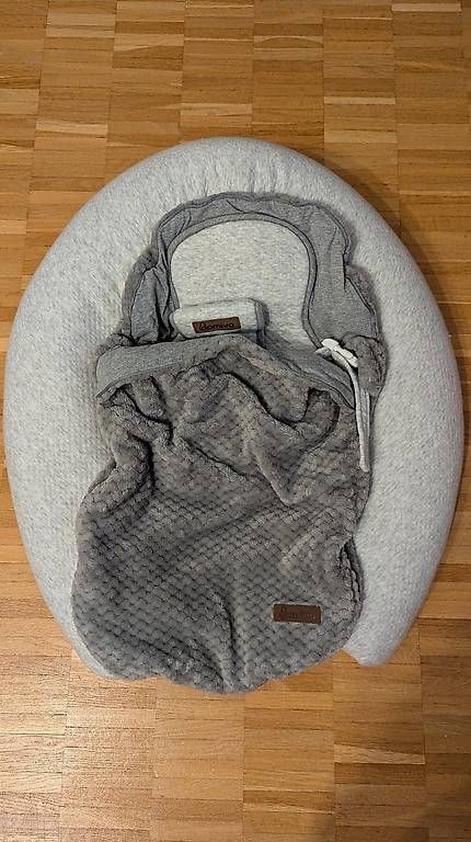 Coussins: Coussin d'allaitement multifonctions, coussin de grossesse – D'occasion à Meyrin par jdhrx 1