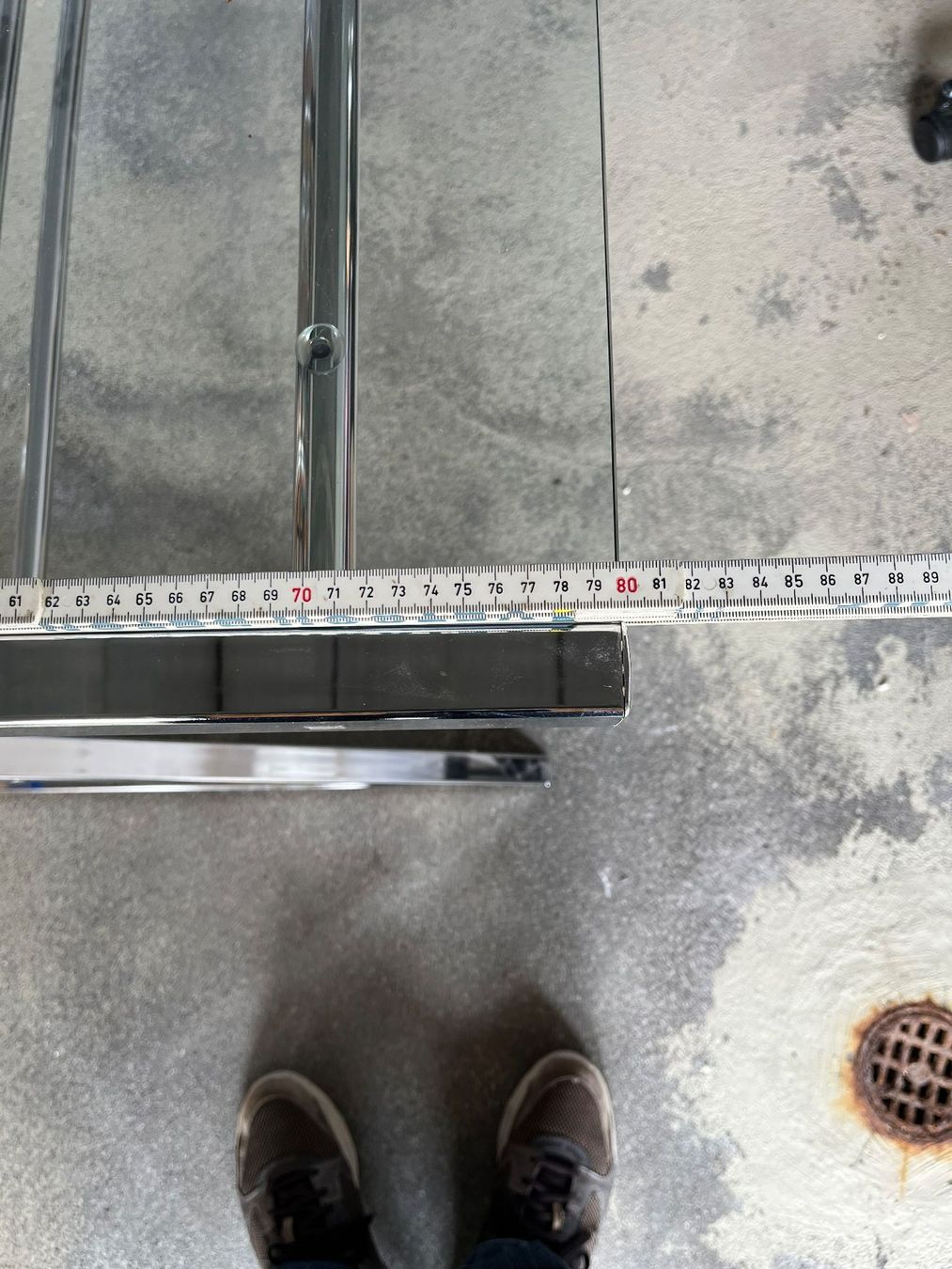 Schreibtische: Glas/Chromstahl - Schreibtisch – Gebraucht aus fanas von inquaderis 1