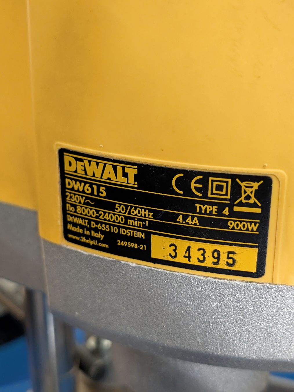 Dewalt Tutti gli attrezzi: DeWalt Oberfräse Dw615 900W – Usato da Menziken venduto da Damian91 1