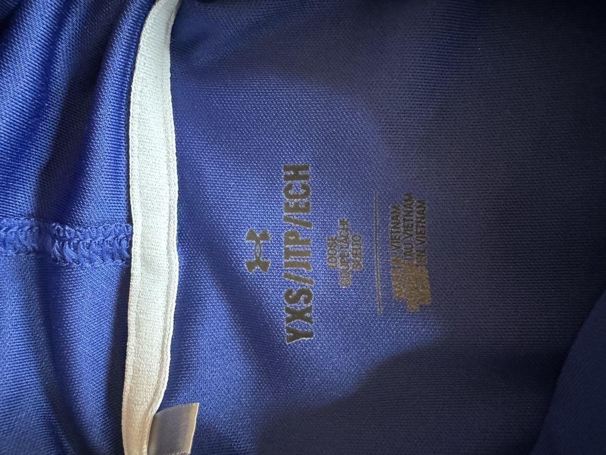 Under Armour Camicie, T-shirt & Polo: Under Armour sports Top – Usato da Klosters venduto da ste_5crp 1