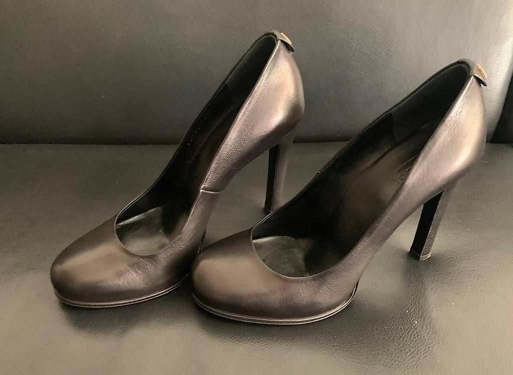 Scarpe da donna: Gucci Pumps / Gr. 38 – Usato da Bern venduto da Nici2210