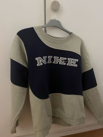 Nike Pullover Gr. L 