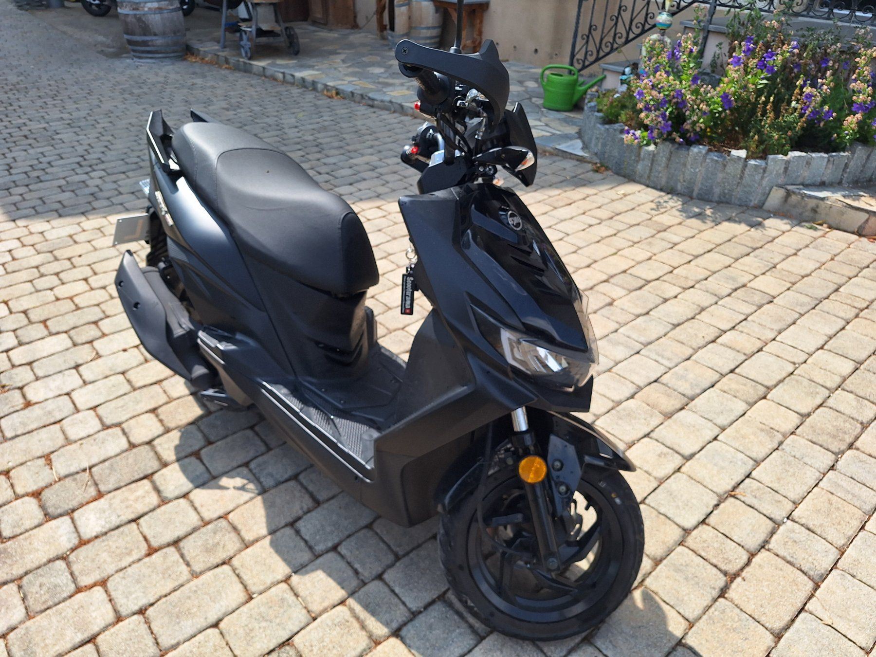Scooters: Roller Kleinmotorrad – D'occasion à Eptingen par Bobbl1