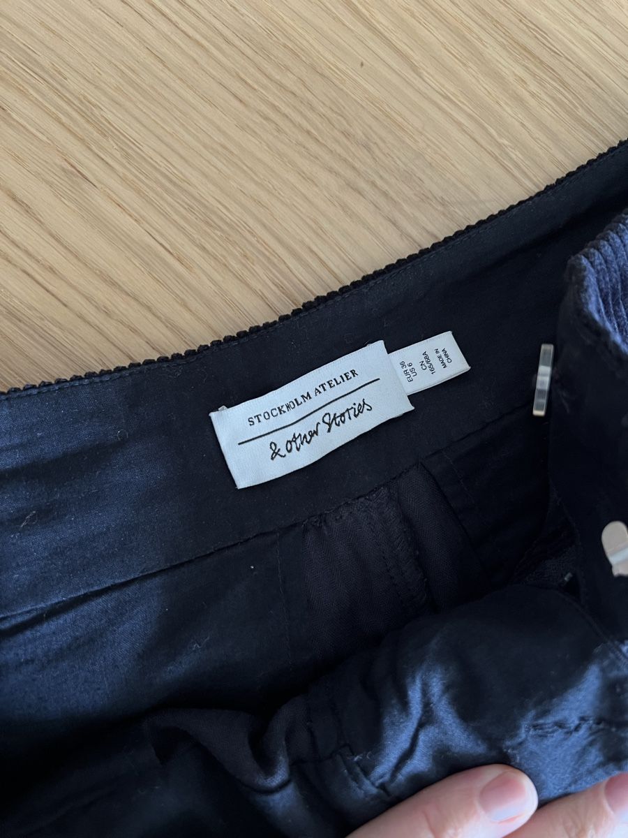Other Stories Pantaloni: Cordhose von & Other Stories, Grösse 36 – Usato da Luzern venduto da maisonnoir 1
