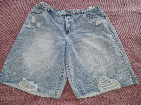Trendige Jeans Shorts, hellblau, Gr. 52