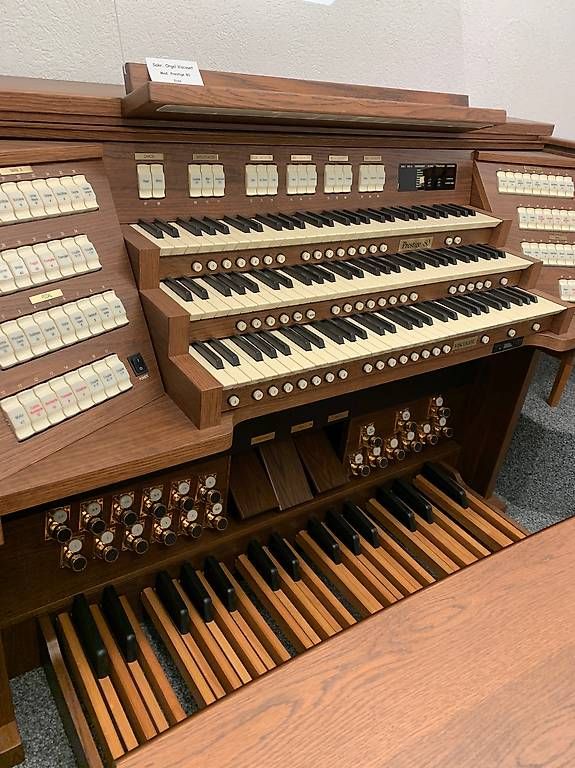 Musikinstrumente: Sakr. Orgel Viscount Prestige 80 – Neu (gemäss Beschreibung) aus Niederhasli von Musikhaus-Ammann 1